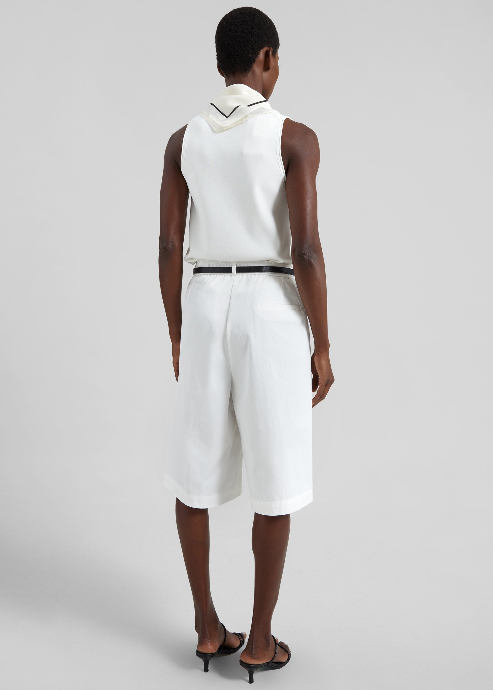 Arvert Bermuda Shorts - White - Image 8